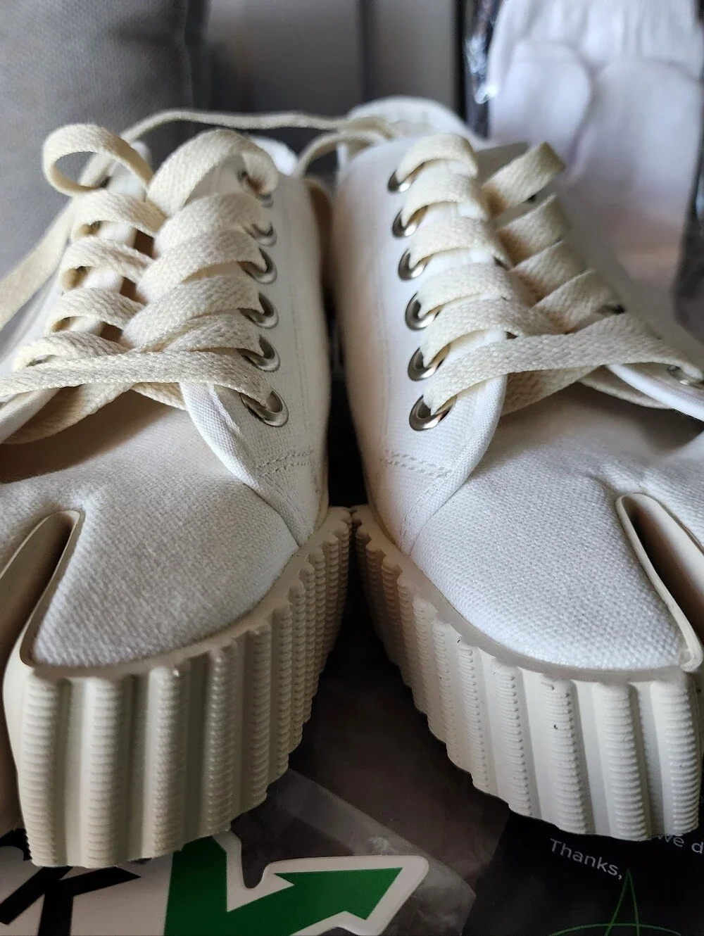 Authentic Maison Margiela Tabi Womens's Low-top Canvas Sneakers